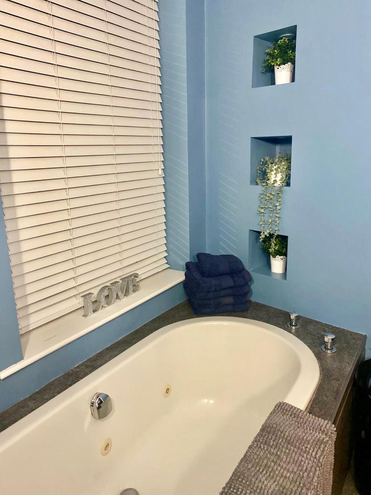 Solomons Peak Apartment Μπάξτον Εξωτερικό φωτογραφία